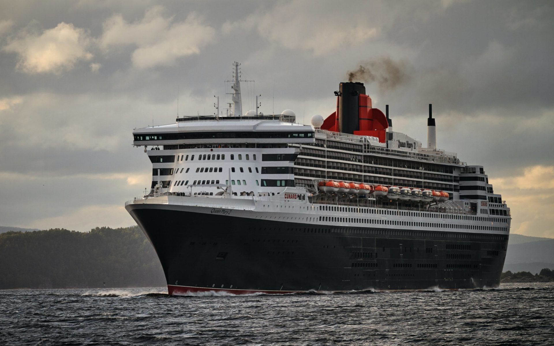 queen mary 2 cruise cost