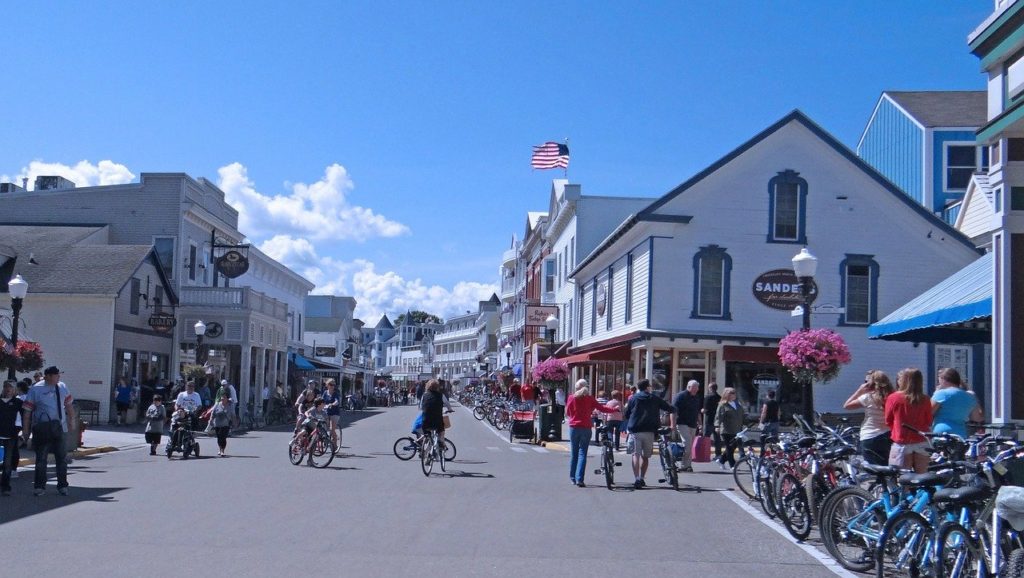 downtown mackinac island