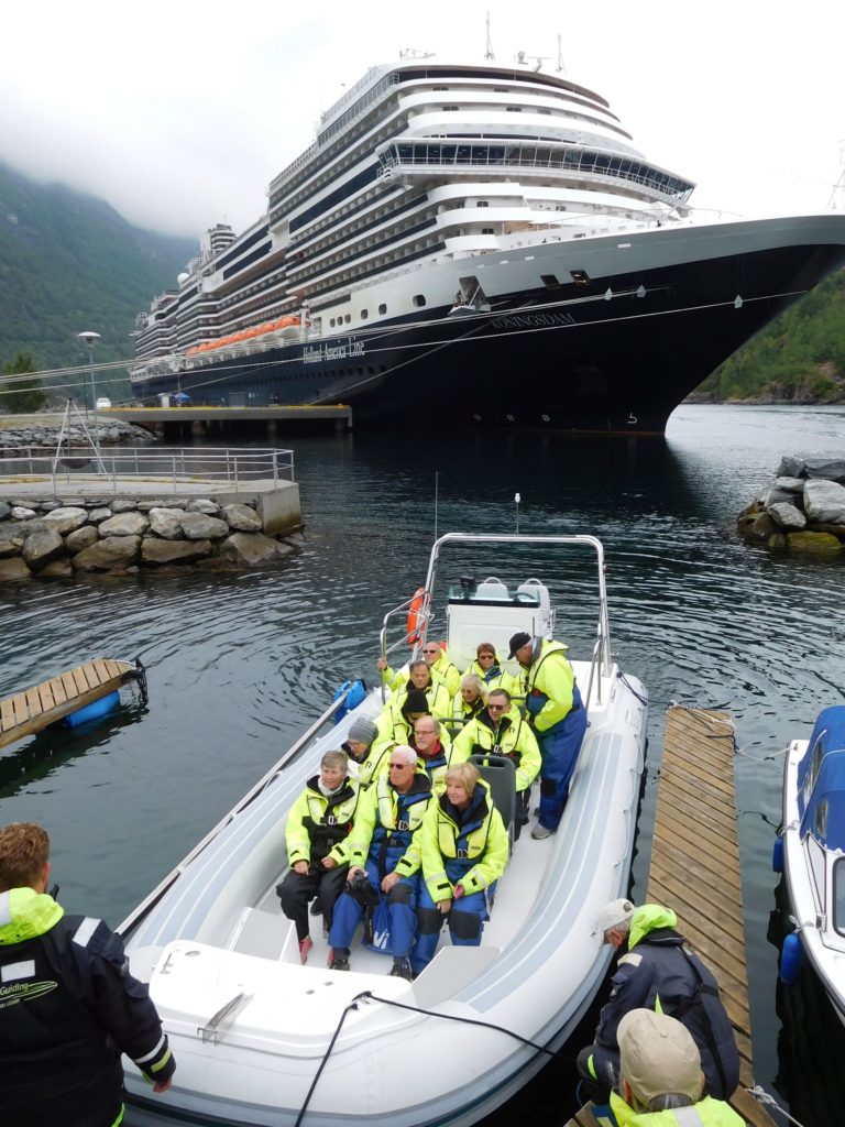 geiranger rib tour