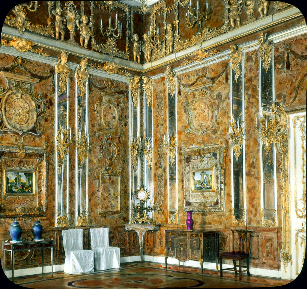 amber room at catherine palace