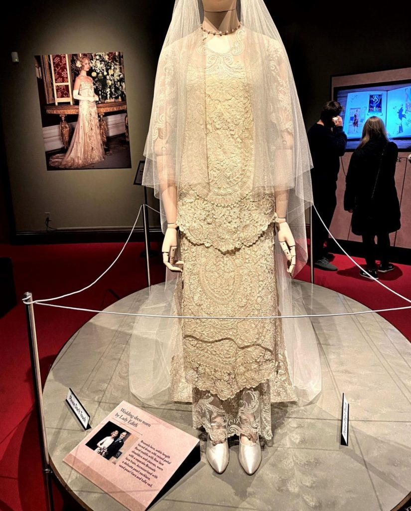 lady edith wedding dress