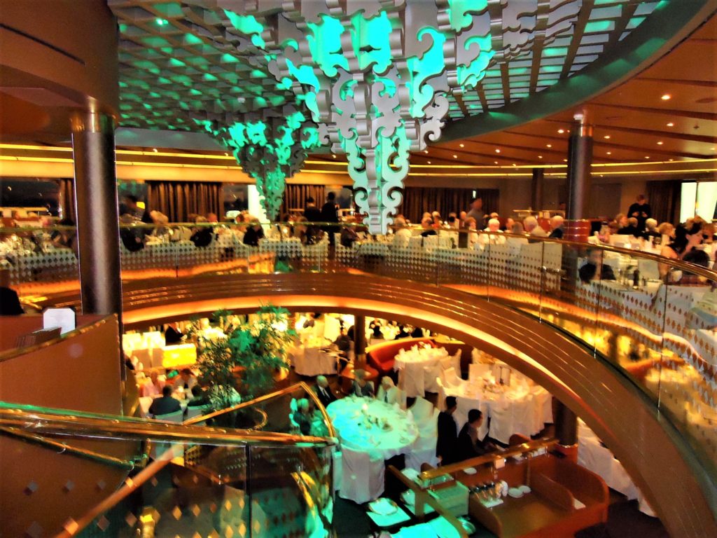 formal dining while cruising