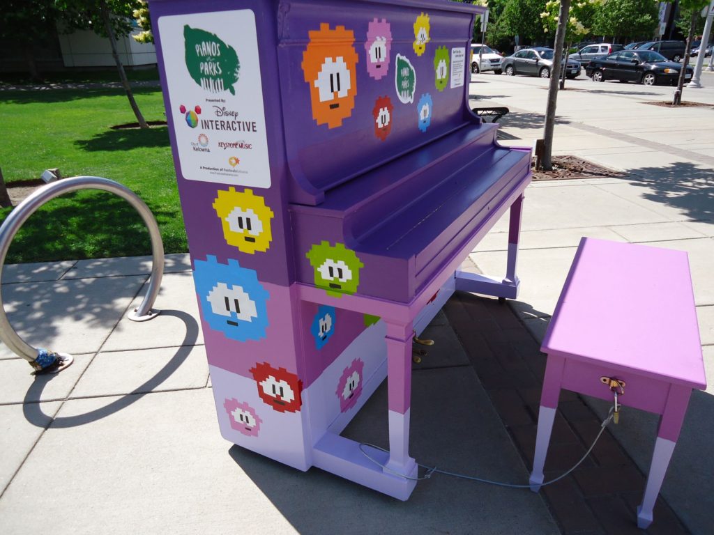 piano in park, kelowna