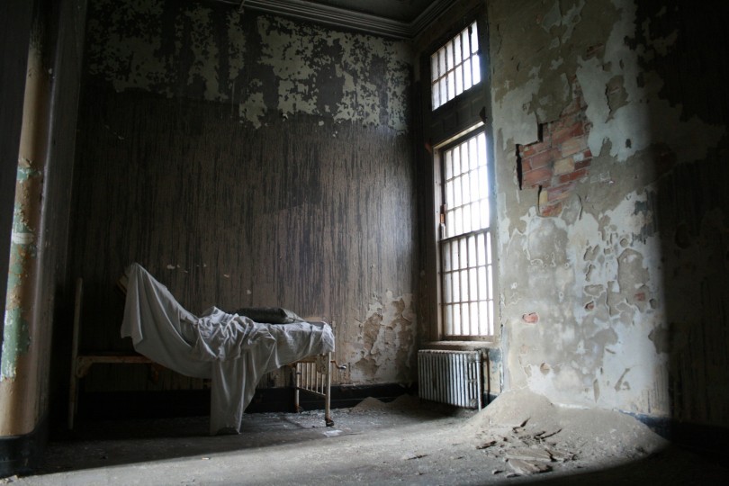 abandoned bed, buffalo state hospital