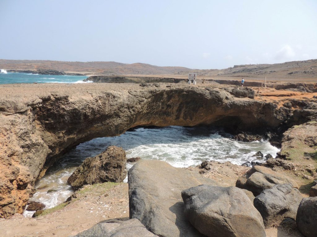 small natural bridge, aruba