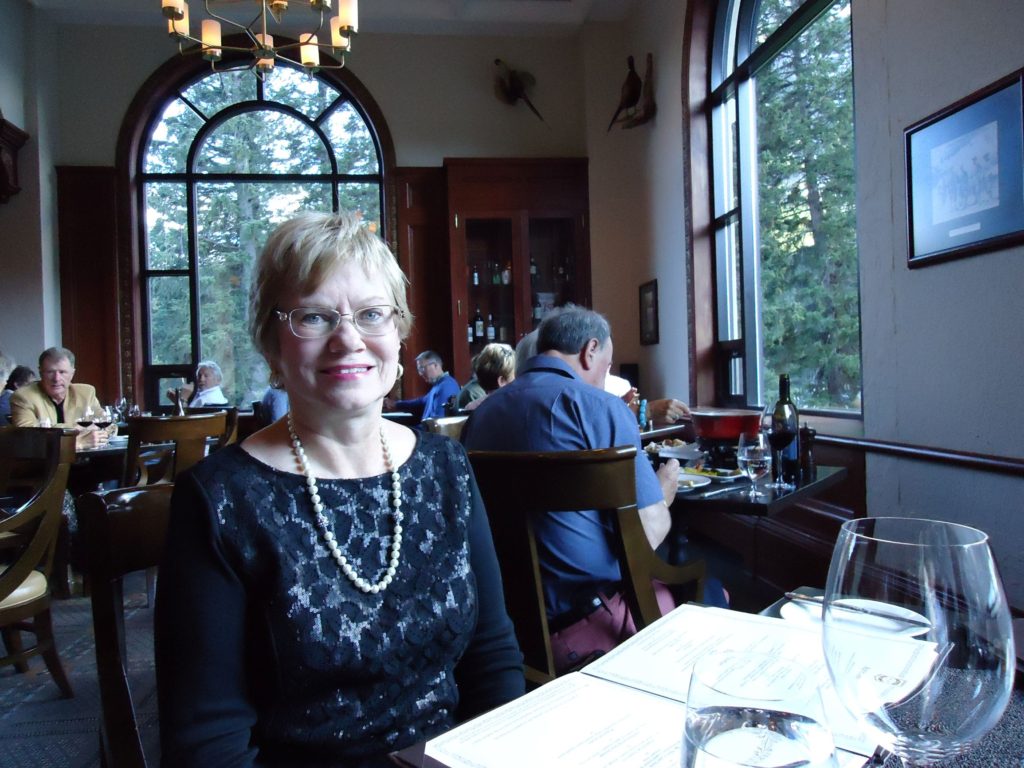 dining at chateau lake louise